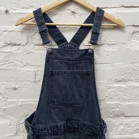 SOLD | TOPSHOP Cropped Black Moto Overalls Size 25 - Picture 2 of 4